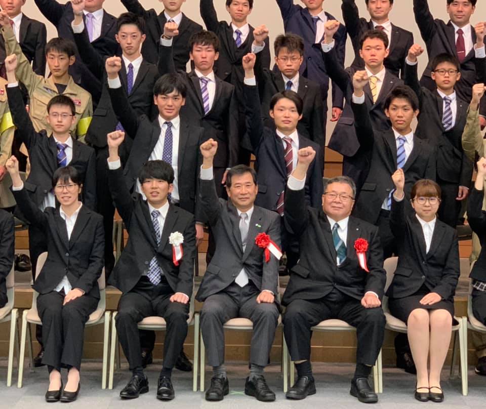 入社式